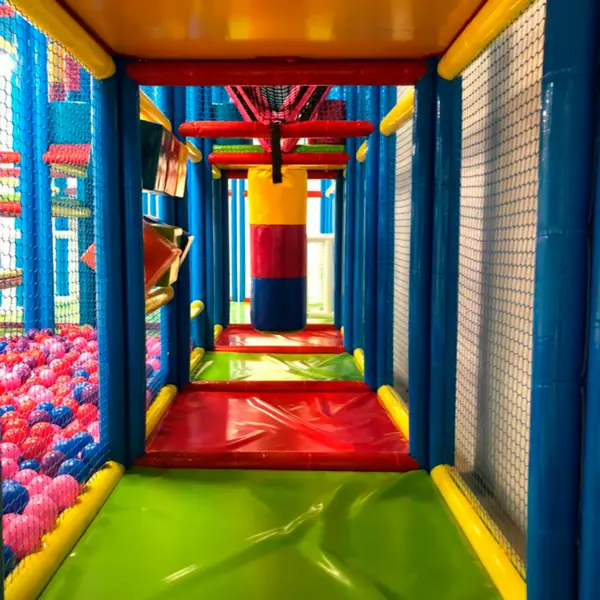 Venta-de-Parque-de-Bolas parquecor interior parque bolas azul amarillo